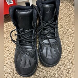 ACG Nike boots